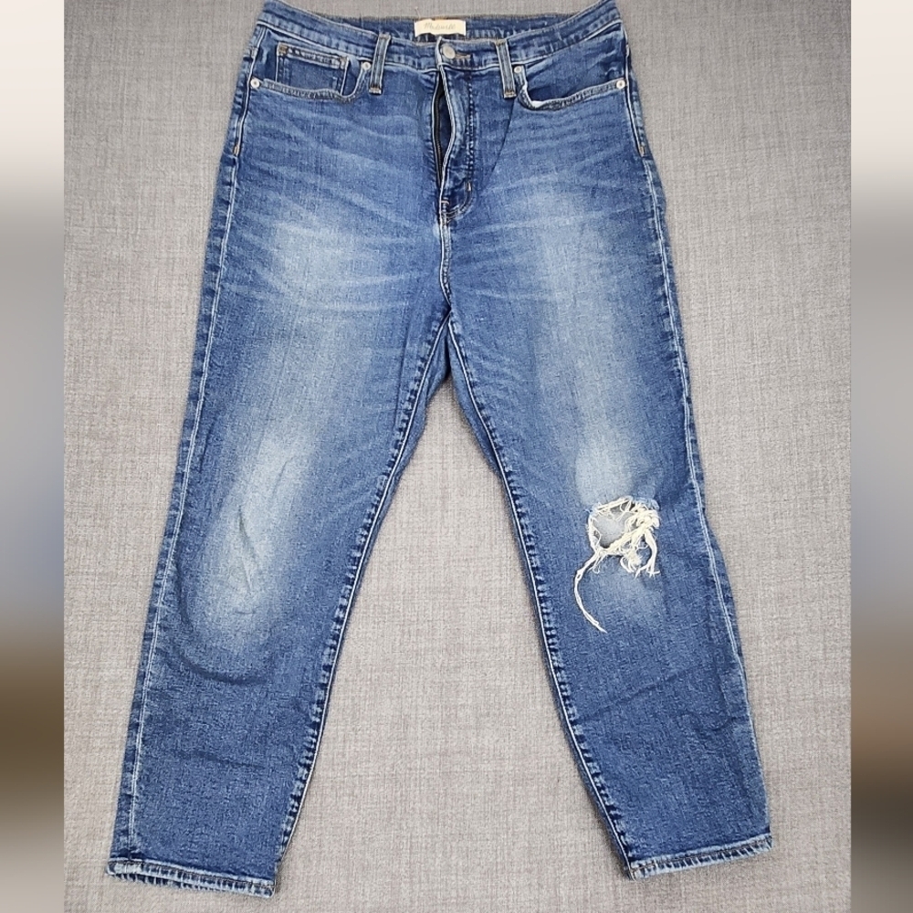 Madewell Distressed Style The Mom Jean Size 31 - Picture 1 of 11
